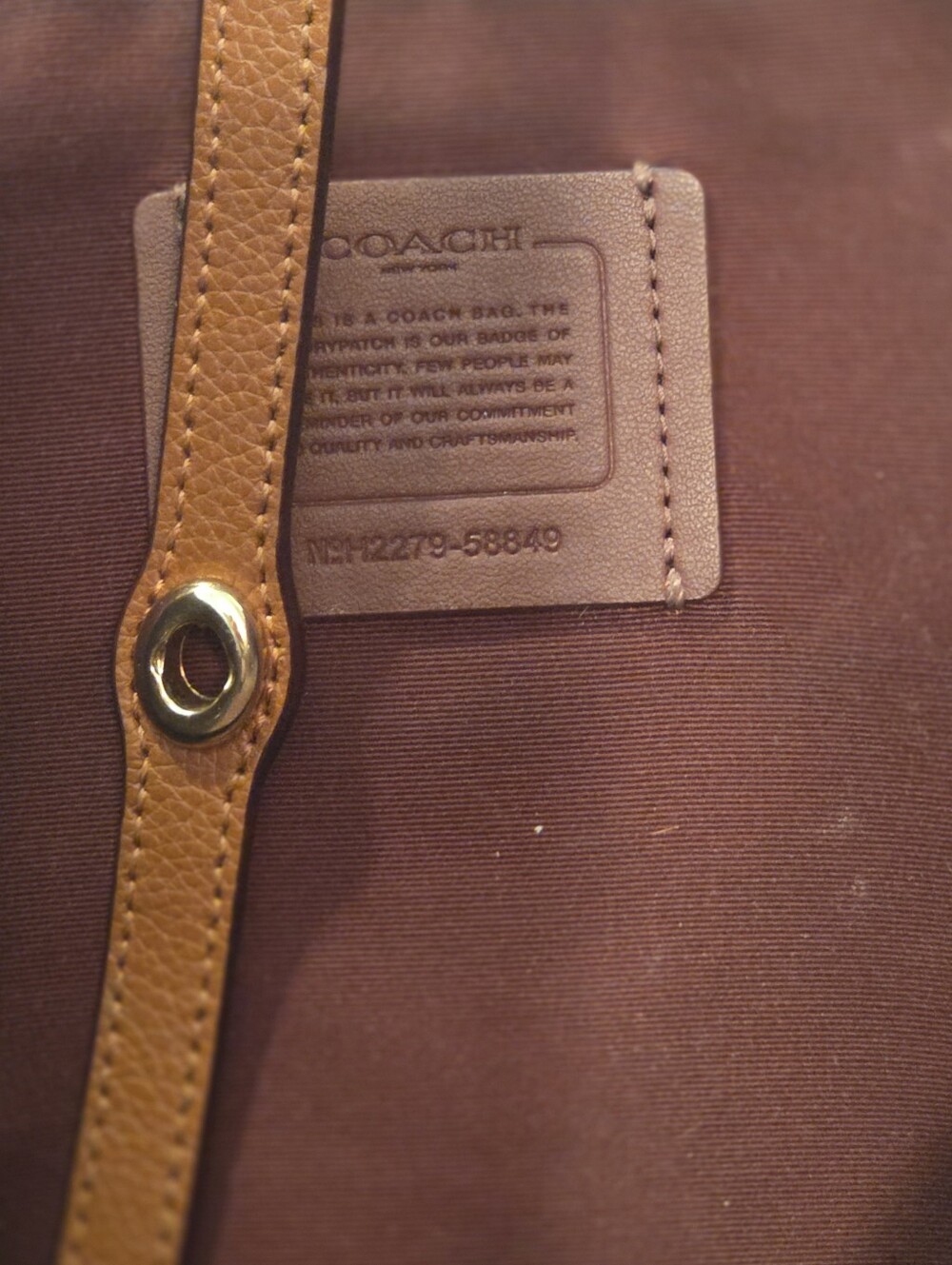 Coach Market Tote, Large (Flaws To Handles) - Picture 5 of 16